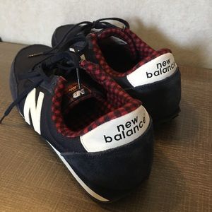 New Balance Sneakers